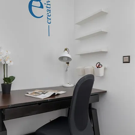 Meiera Charming With Parking And Air Conditioning By Renters * كراكوفيا