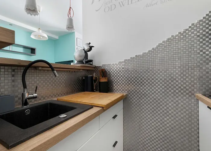 Meiera Charming With Parking And Air Conditioning By Renters 아파트 *