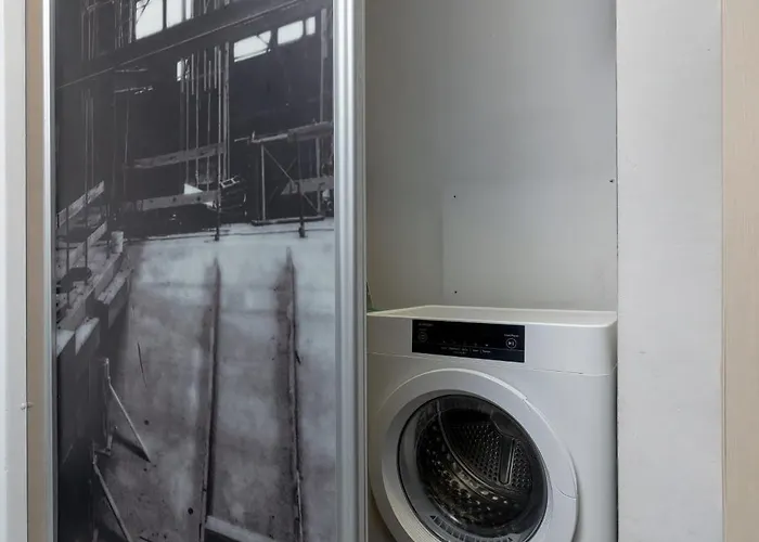 Meiera Charming With Parking And Air Conditioning By Renters 아파트