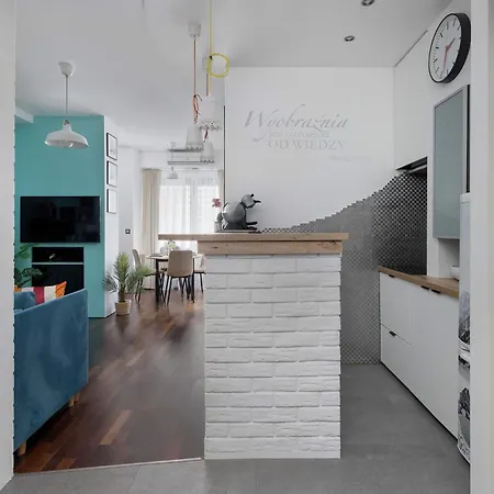 Appartamento Meiera Charming With Parking And Air Conditioning By Renters Cracovia